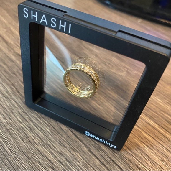 SHASHI Bianca 18K Vermeil Ring - Picture 3 of 5